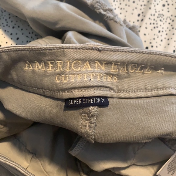 American Eagle Outfitters Grey Distressed Jeggings - Picture 4 of 8